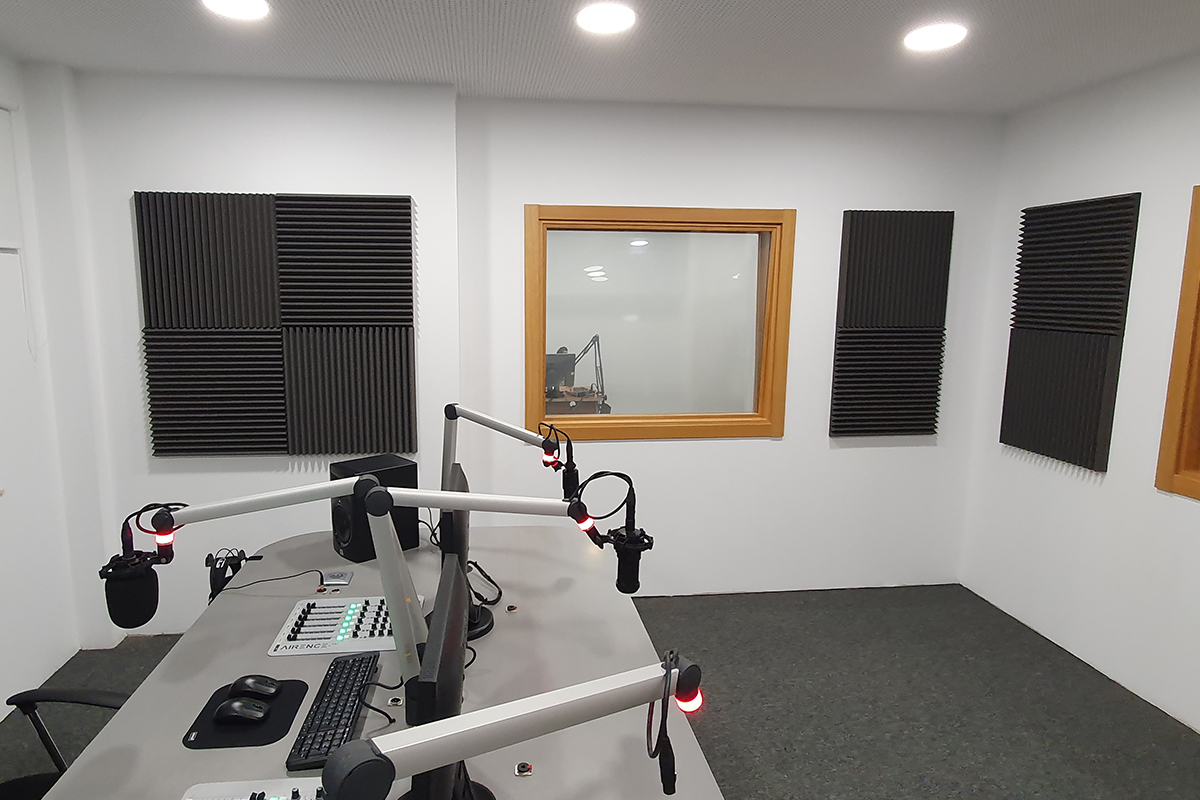 Estúdio Rádio Kiss FM Algarve